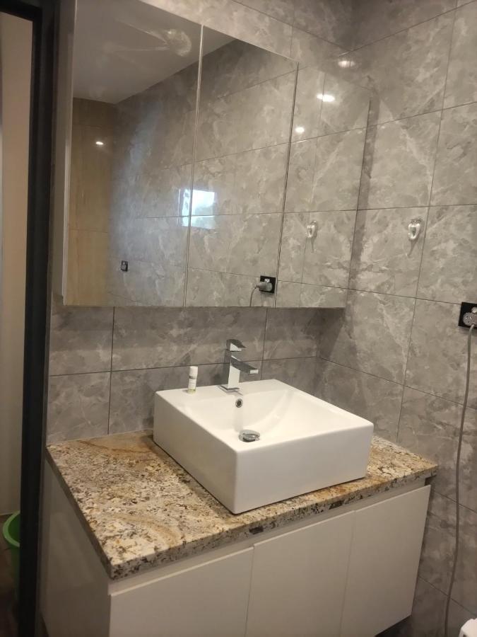 נאדי Breeze Apartments מראה חיצוני תמונה